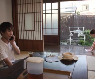 XXX chị gái cùng cha khác mẹ